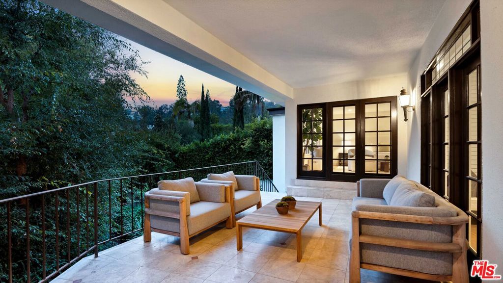 1163 Angelo Drive, Beverly Hills, CA 90210 — photo 1