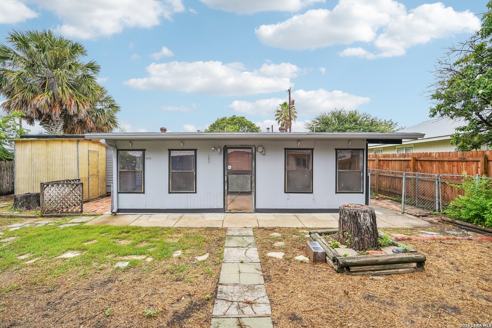 318 Surrels, San Antonio, TX 78228 — photo 1