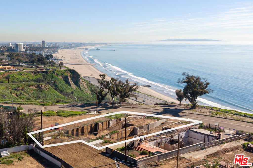 15519 Via De Las Olas, Pacific Palisades, CA 90272 — photo 1