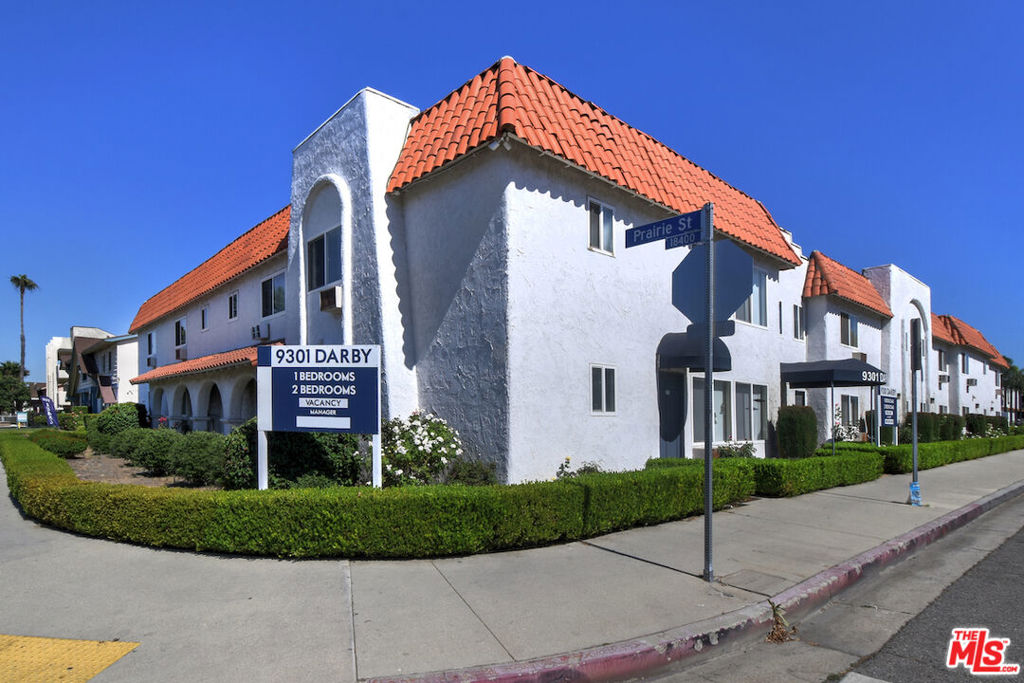 9301 Darby Avenue, Northridge, CA 91325 — photo 1