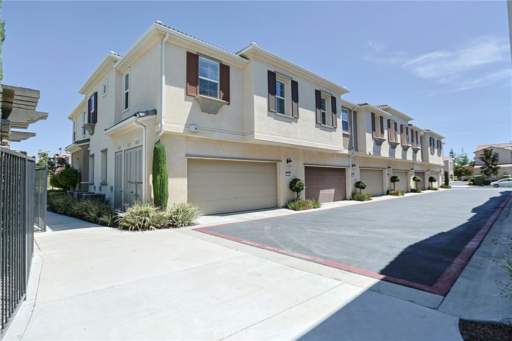 7060 Montecito Lane, Eastvale, CA 92880 — photo 1