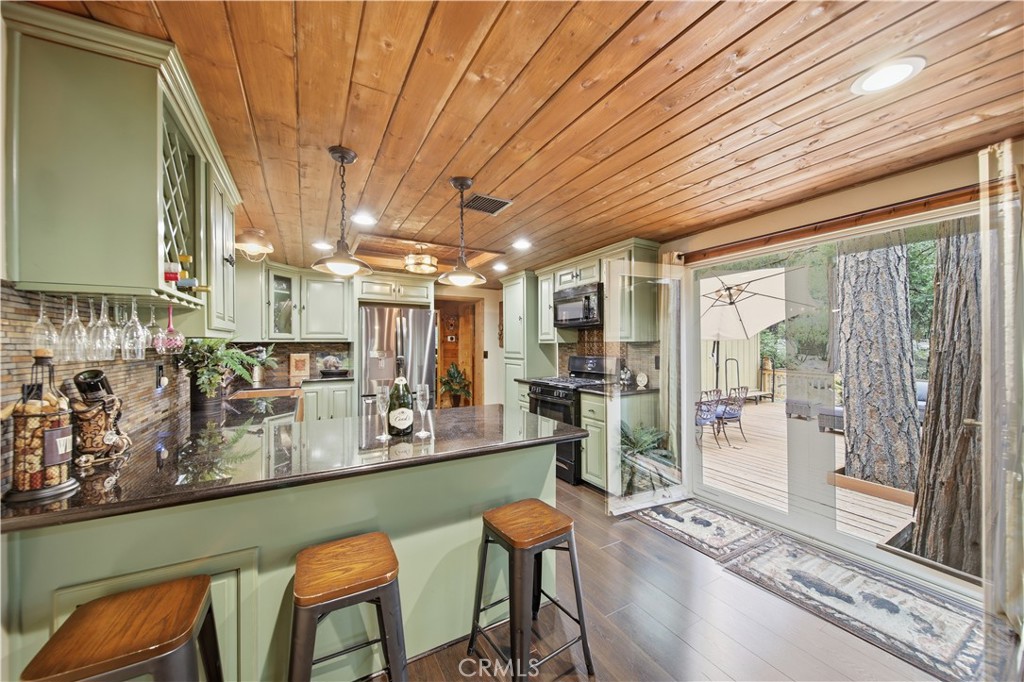 9160 Coffey, Forest Falls, CA 92339 — photo 1