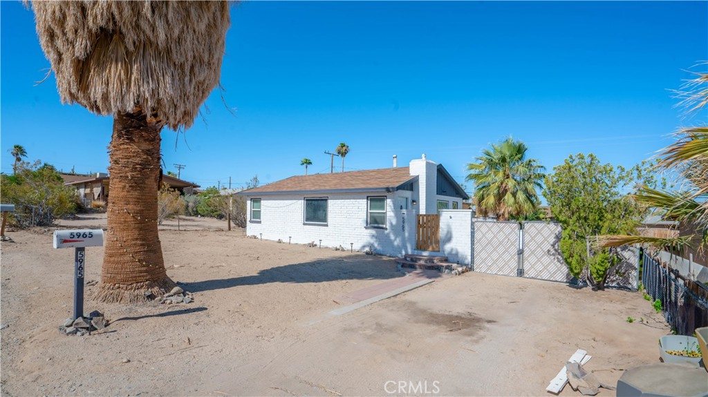 5965 Cahuilla, 29 Palms, CA 92277 — photo 1