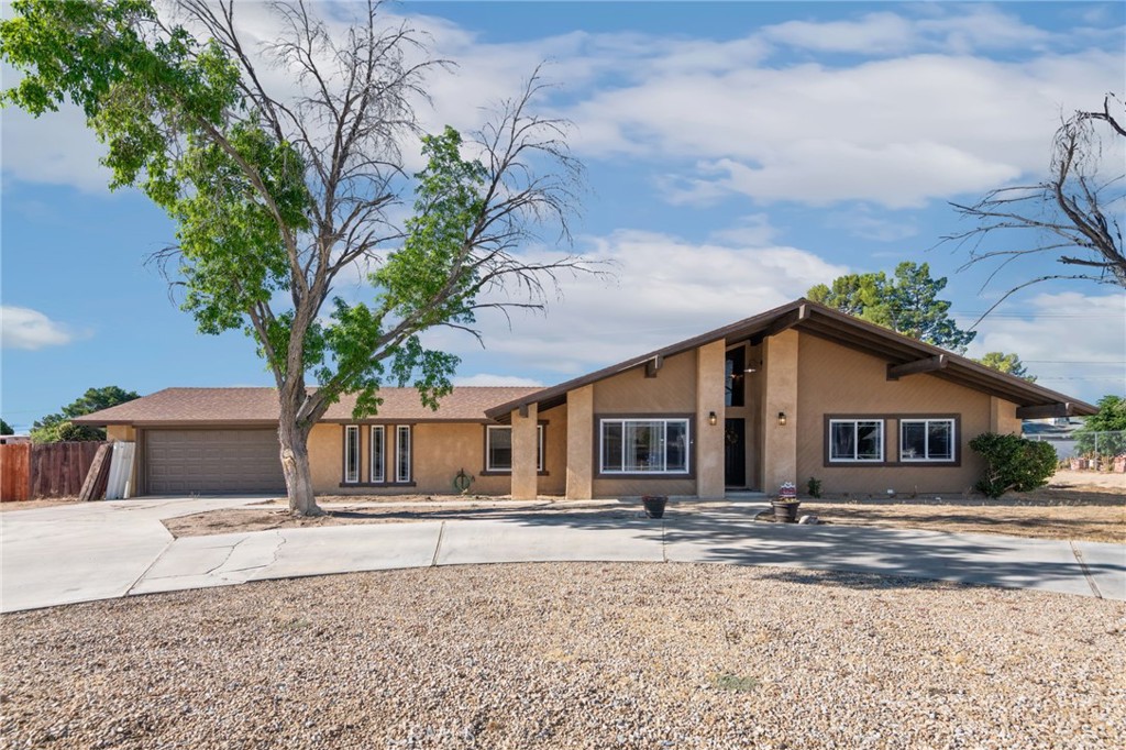 20061 Seneca, Apple Valley, CA 92307 — photo 1