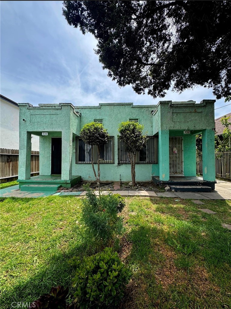 330 W 56TH ST, Los Angeles, CA 90037 — photo 1