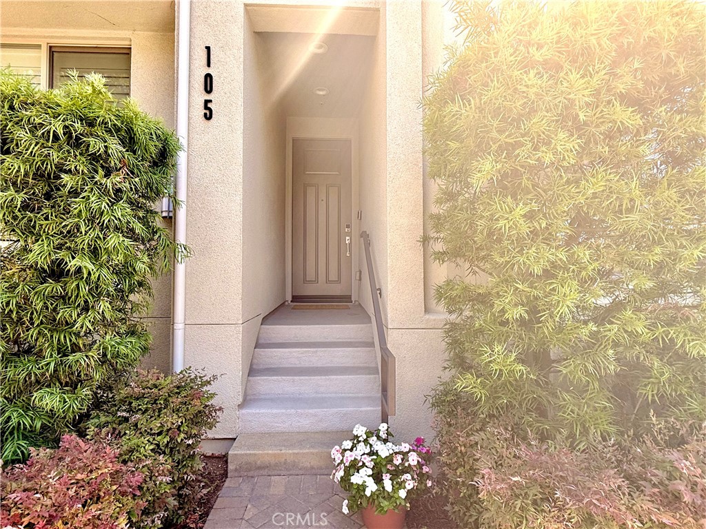 5550 Strand 105, Hawthorne, CA 90250 — photo 1
