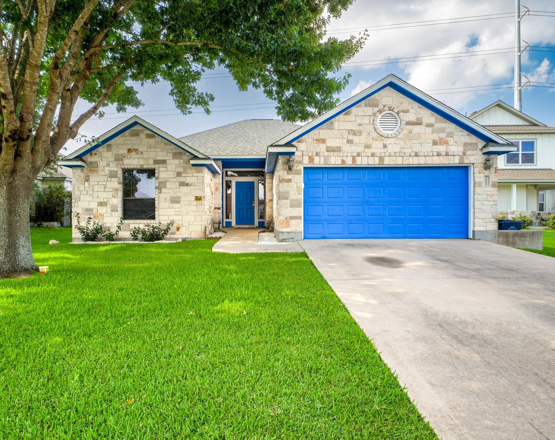 212 Cailin, Burnet, TX 78611 — photo 1