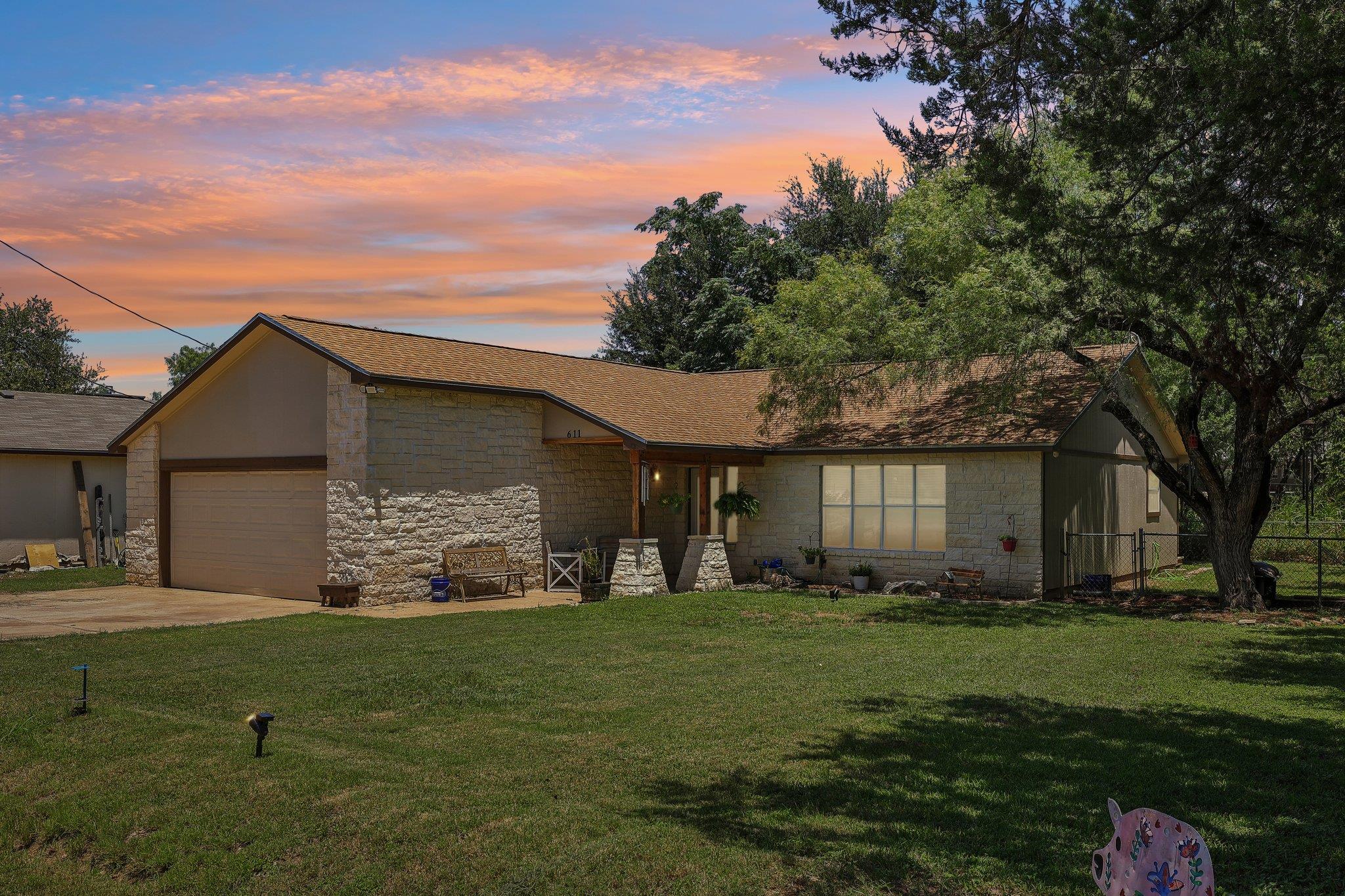611 Magnolia, Cottonwood Shores, TX 78657 — photo 1