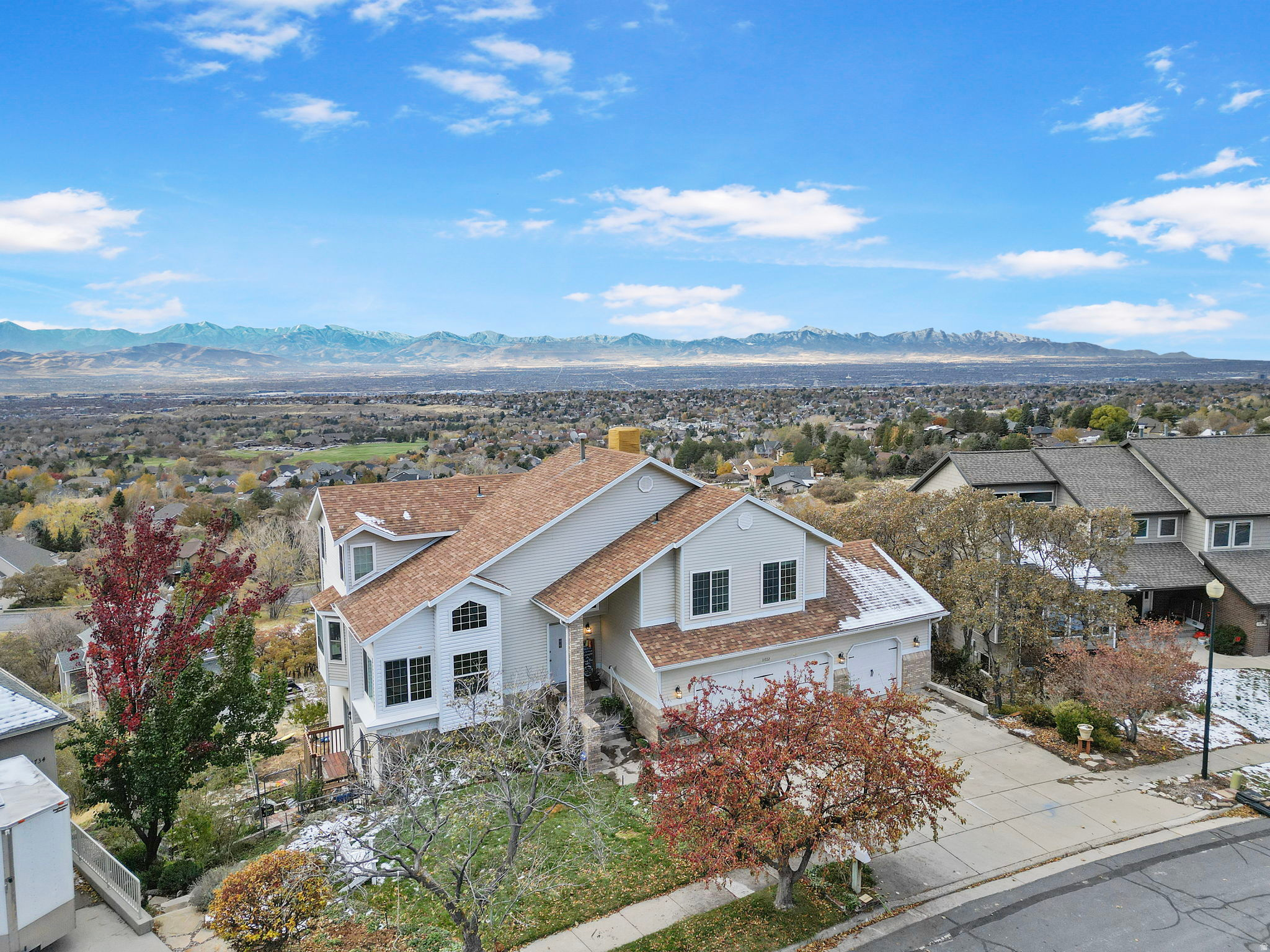 11722 S CASSOWARY DR, Sandy, UT 84092 — photo 1