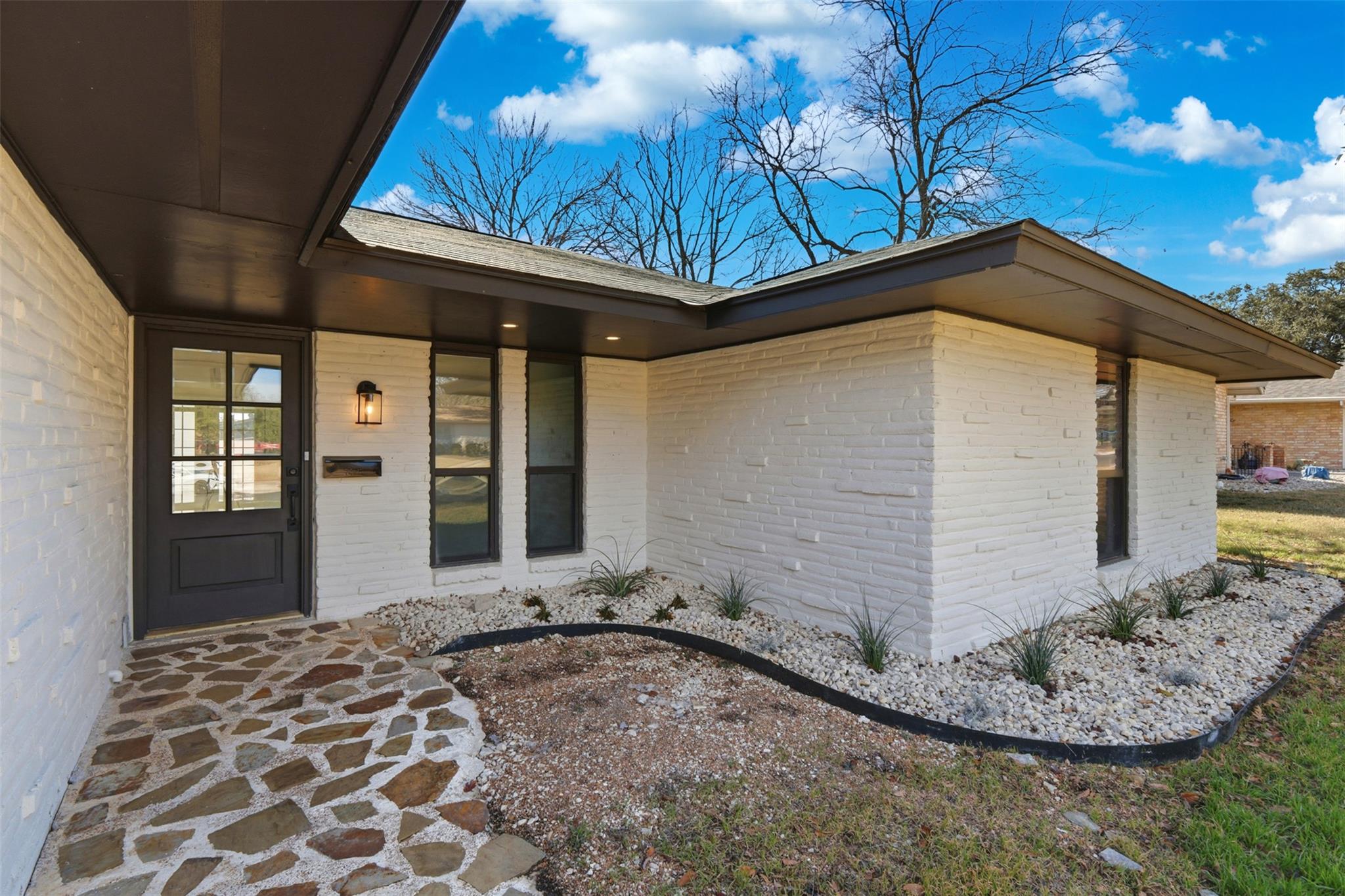 100 Howard, Schertz, TX 78154 — photo 1
