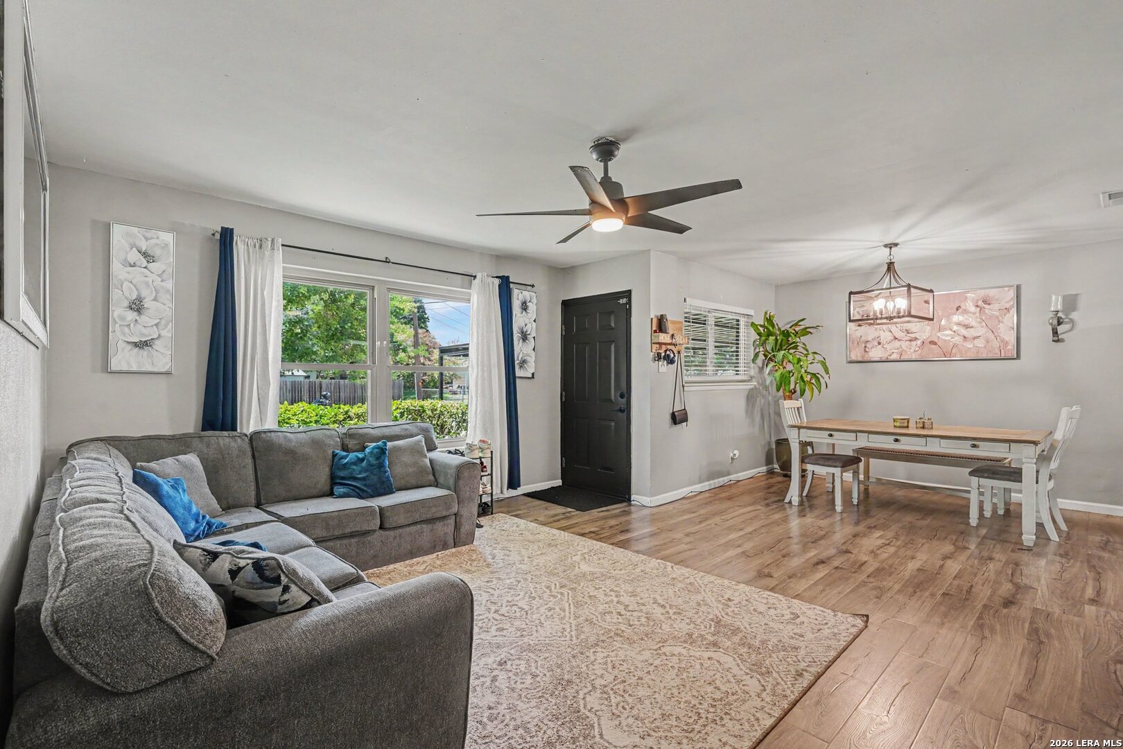 3210 Kirby Dr, ,  78219 — photo 1