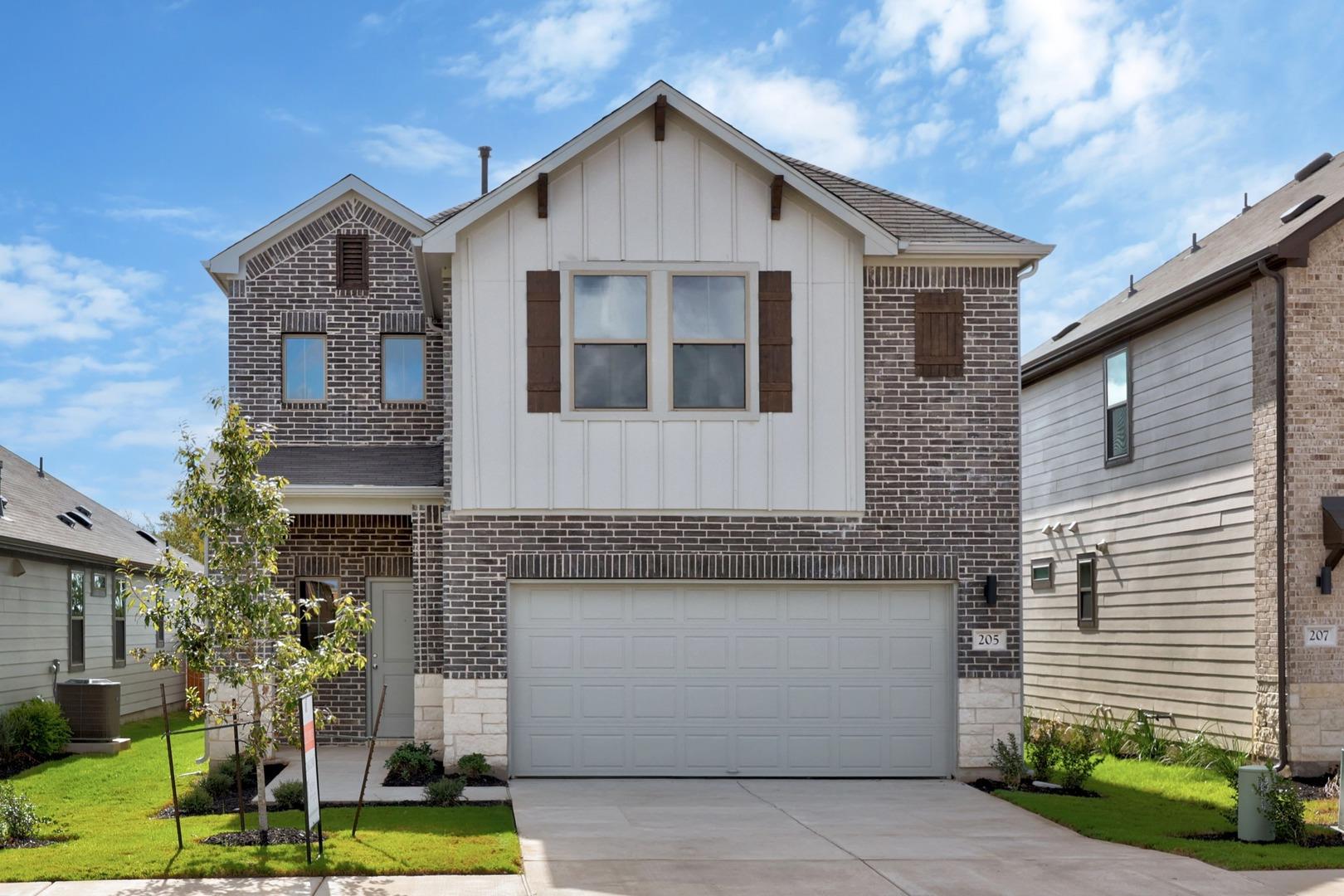 205  Hornet St, Elgin, TX 78621 — photo 1