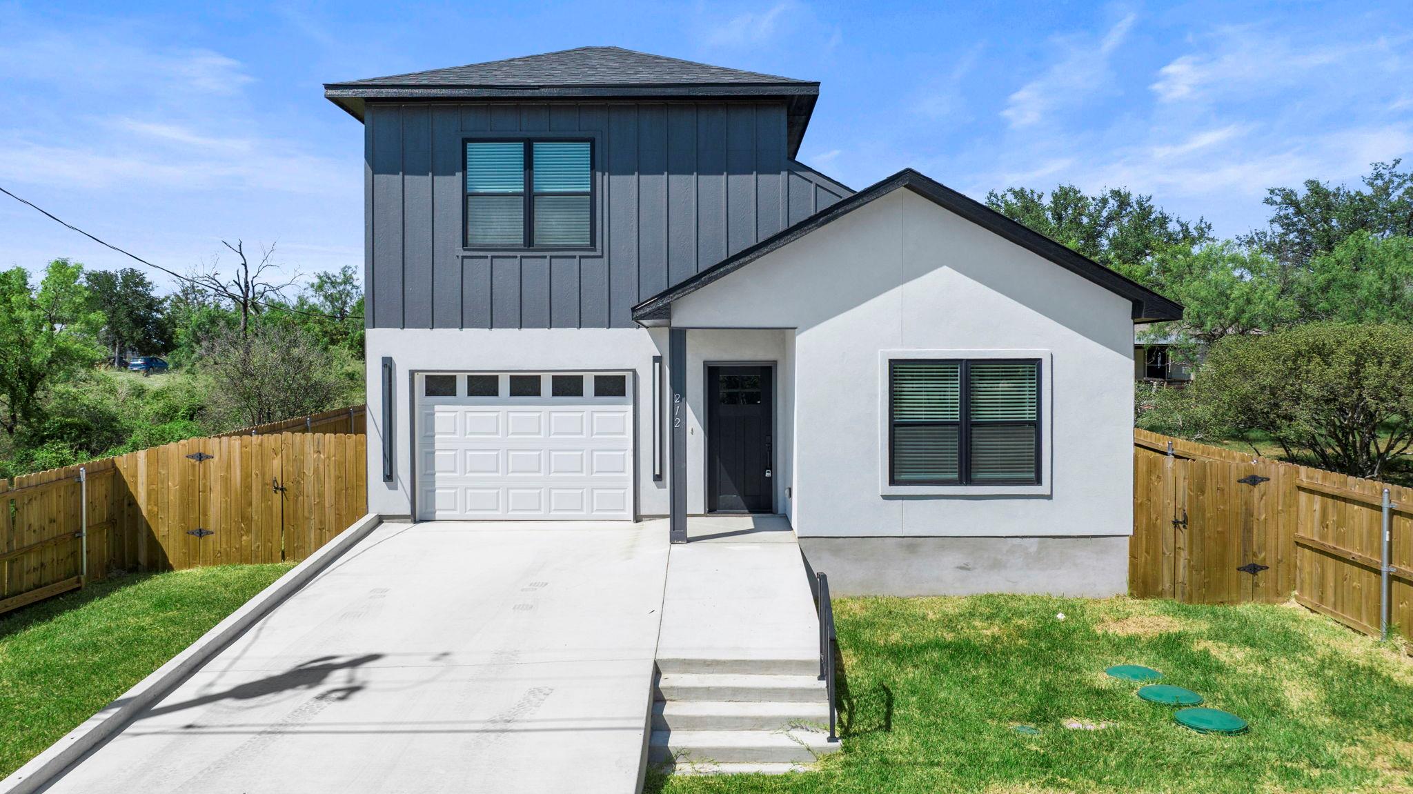 212 Southwood, Granite Shoals, TX 78654 — photo 1