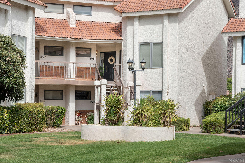 275 S Valley View DR J206, St George, UT 84770 — photo 1
