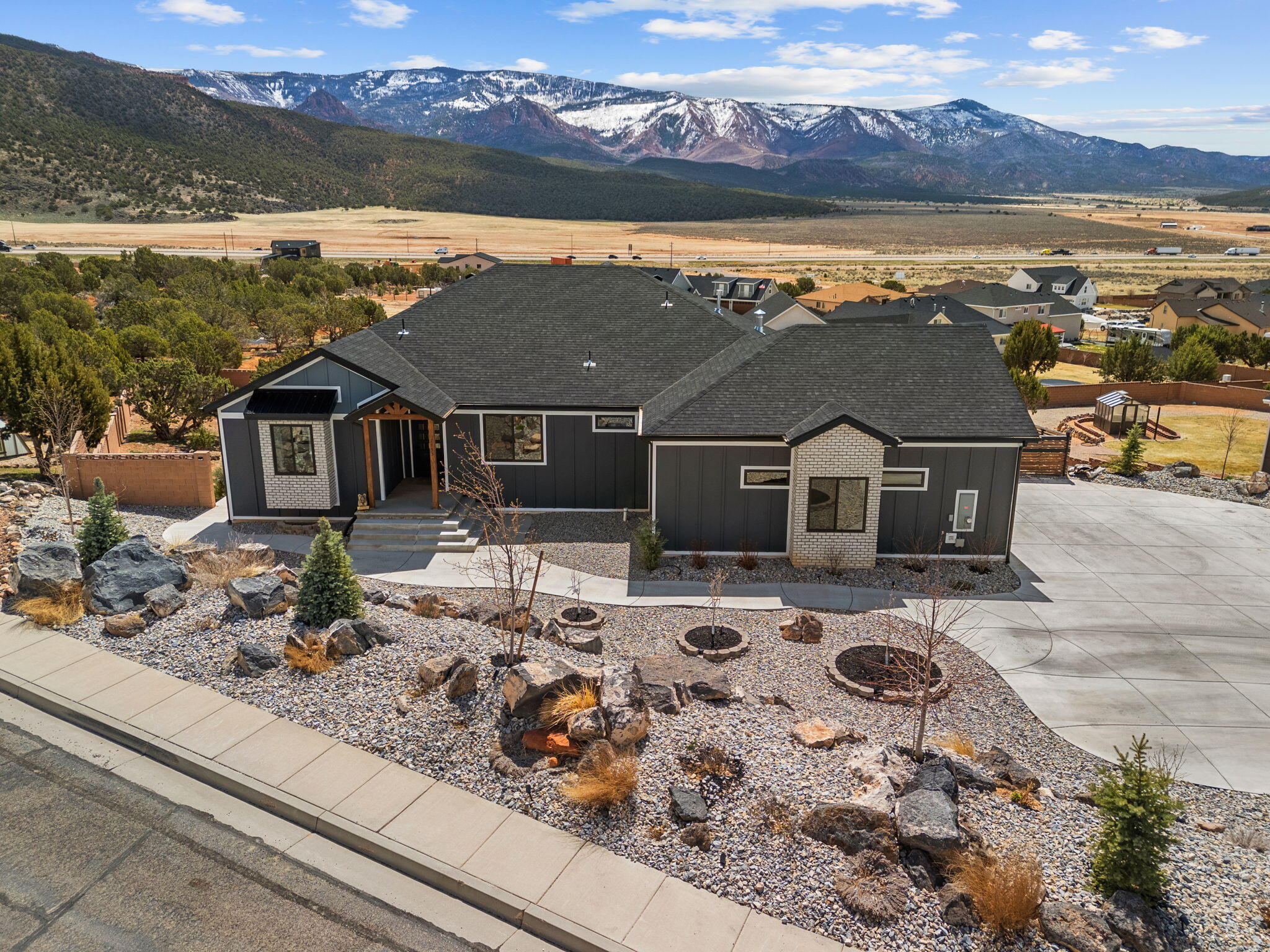 2753 W Eagle Ridge LP, Cedar City, UT 84720 — photo 1