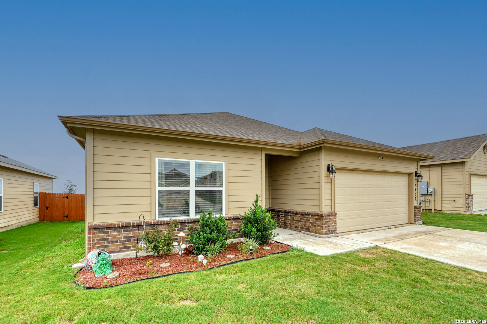 3433 CANYON RDG, ,  78155 — photo 1