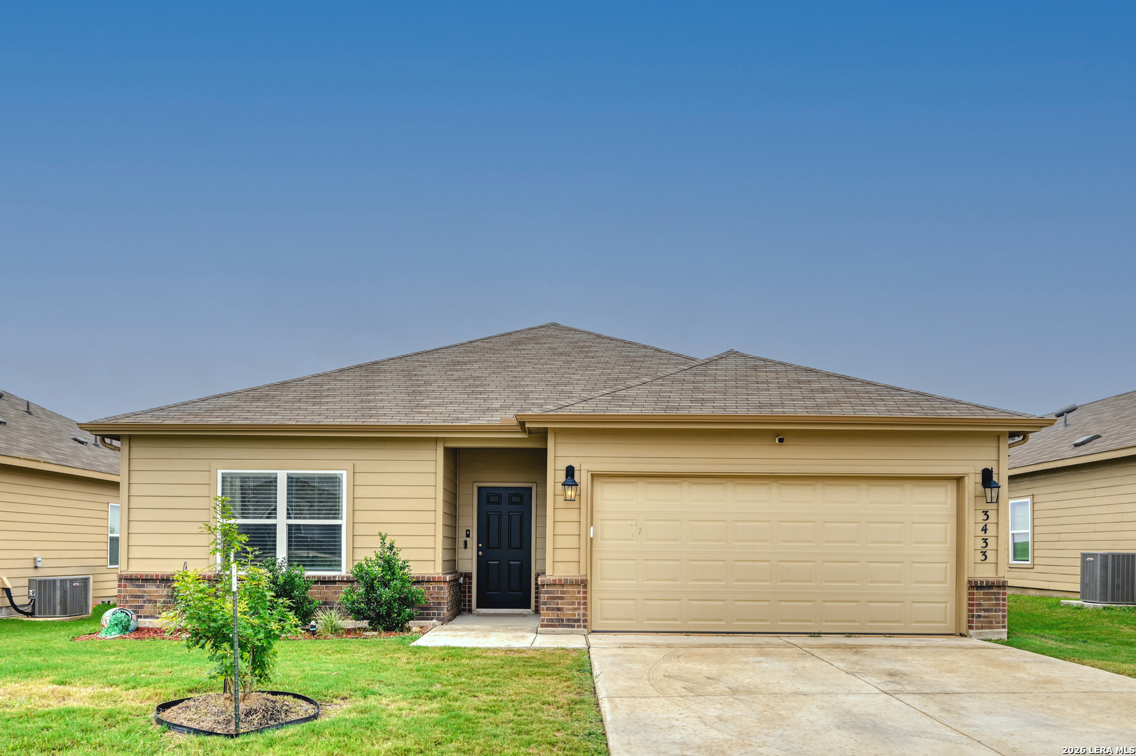 3433 CANYON RDG, Seguin, TX 78155 — photo 1