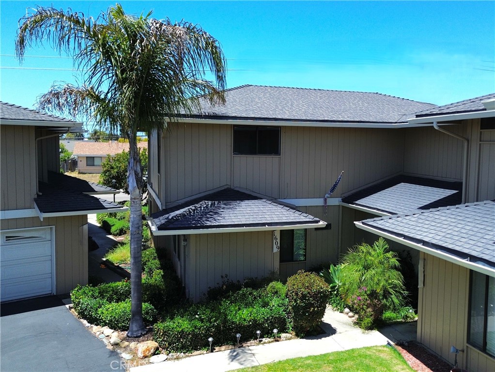1609 Manhattan, Grover Beach, CA 93433 — photo 1