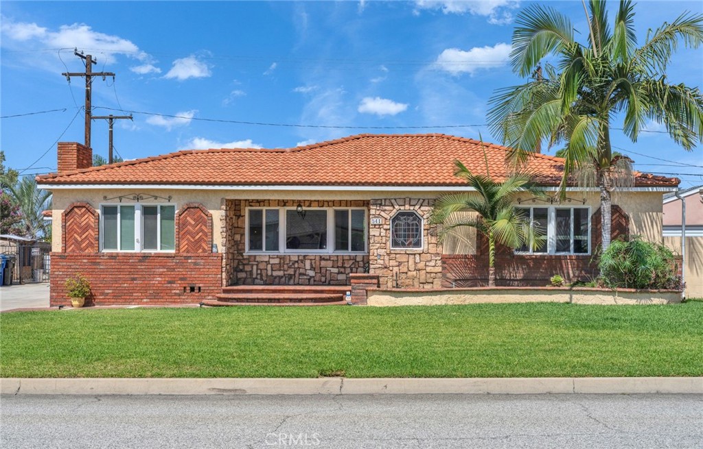 541 N Osborn Ave, West Covina, CA 91790 — photo 1
