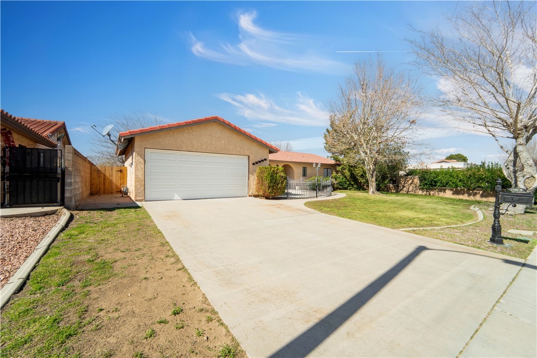 42865 Normandy, Lancaster, CA 93536 — photo 1