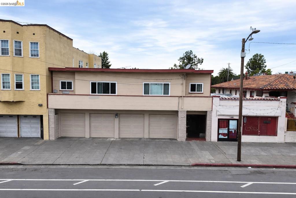 1661 Fruitvale Ave, Oakland, CA 94601 — photo 1