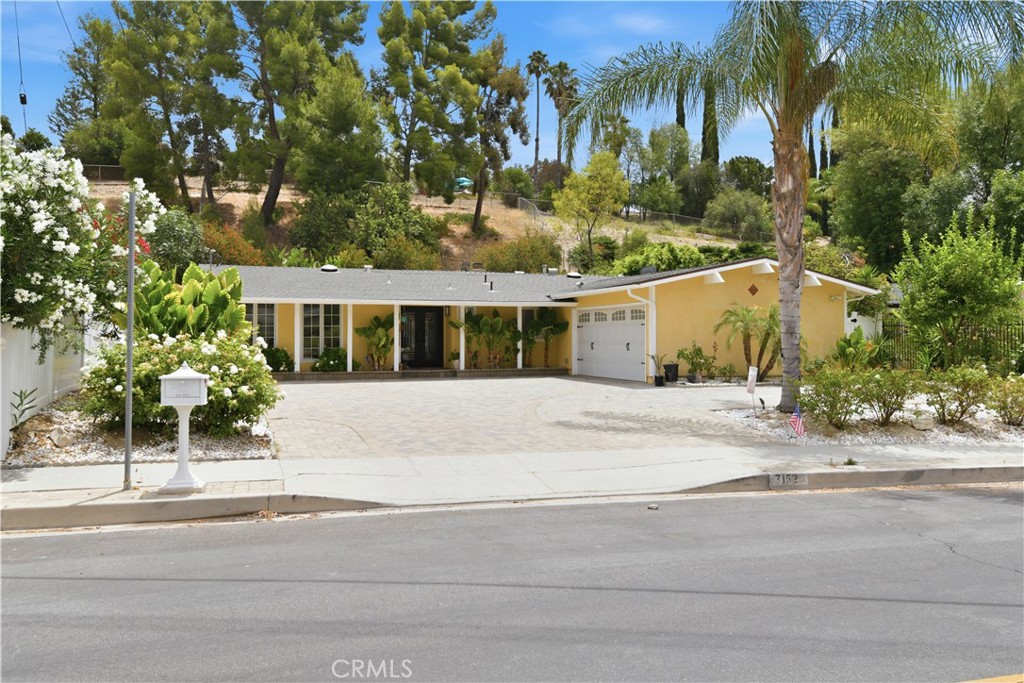 7152 Pomelo, Los Angeles, CA 91307 — photo 1