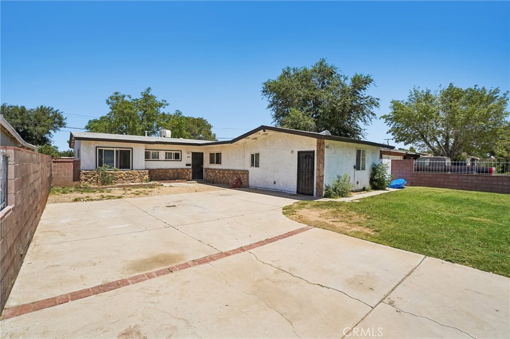 1051 W Avenue J14, Lancaster, CA 93534 — photo 1