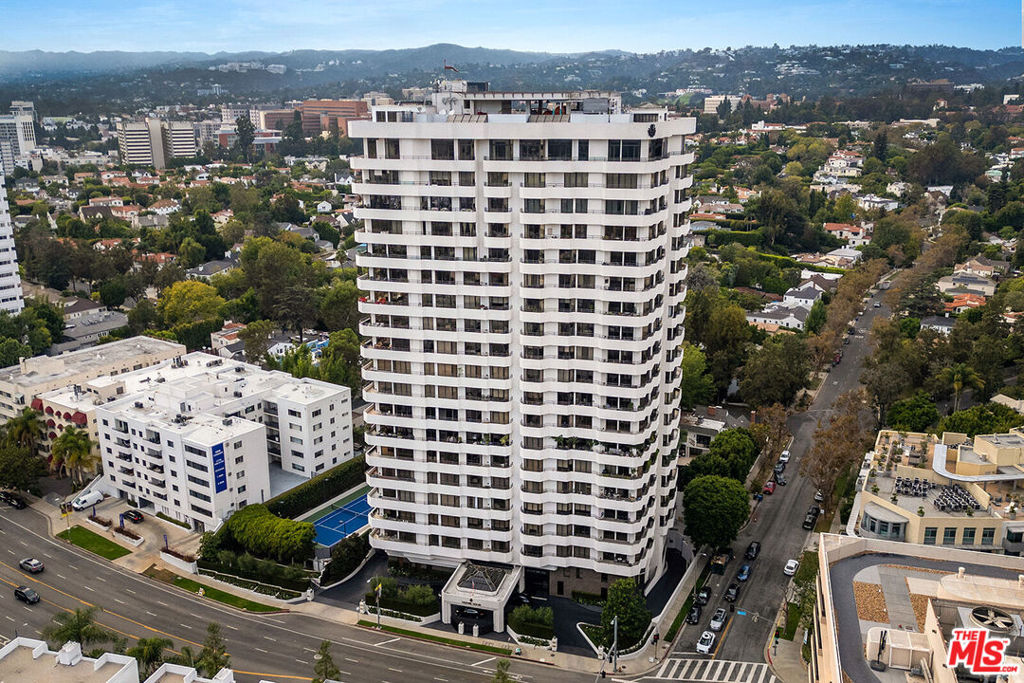 10601 Wilshire Boulevard 702, Los Angeles, CA 90024 — photo 1