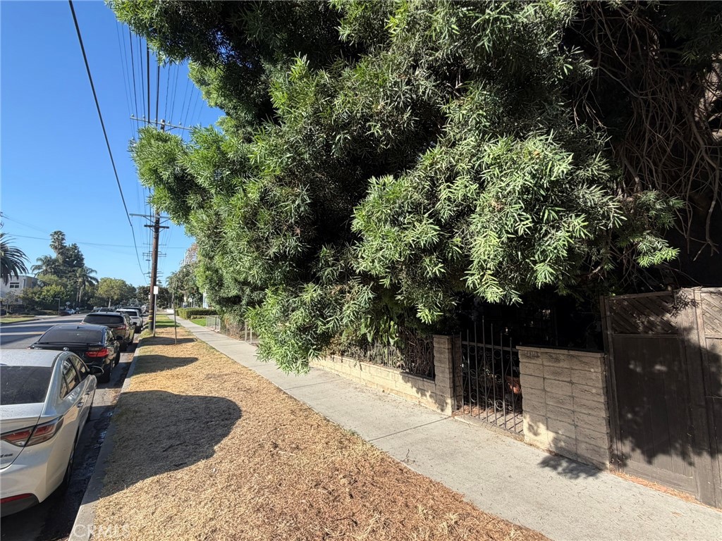 5123 Cahuenga Boulevard, North Hollywood, CA 91601 — photo 1