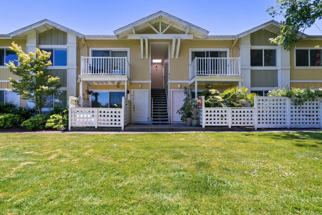 755 14th Avenue 814, Santa Cruz, CA 95062 — photo 1