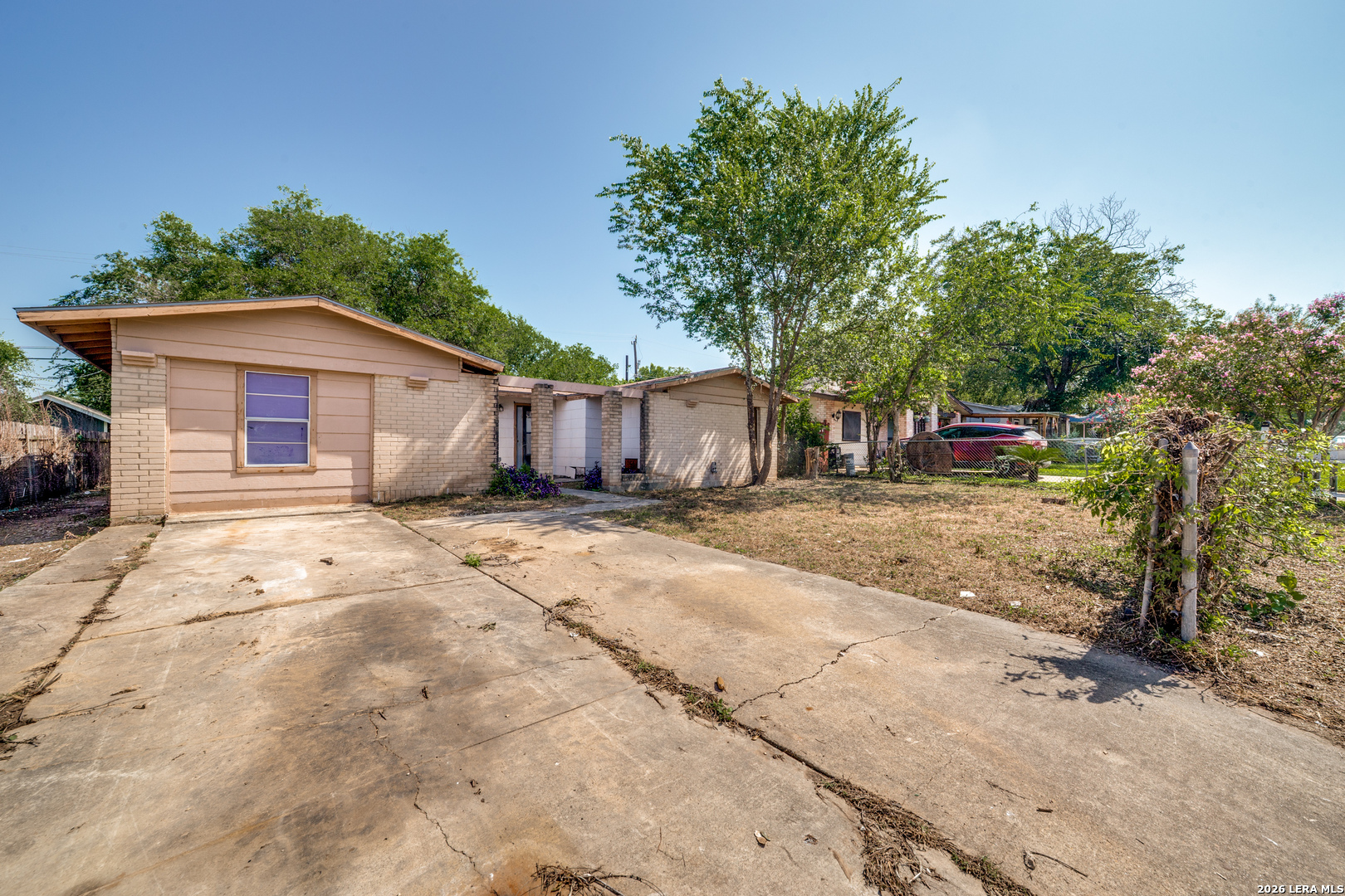 5427 SANTA CRUZ ST, San Antonio, TX 78228 — photo 1
