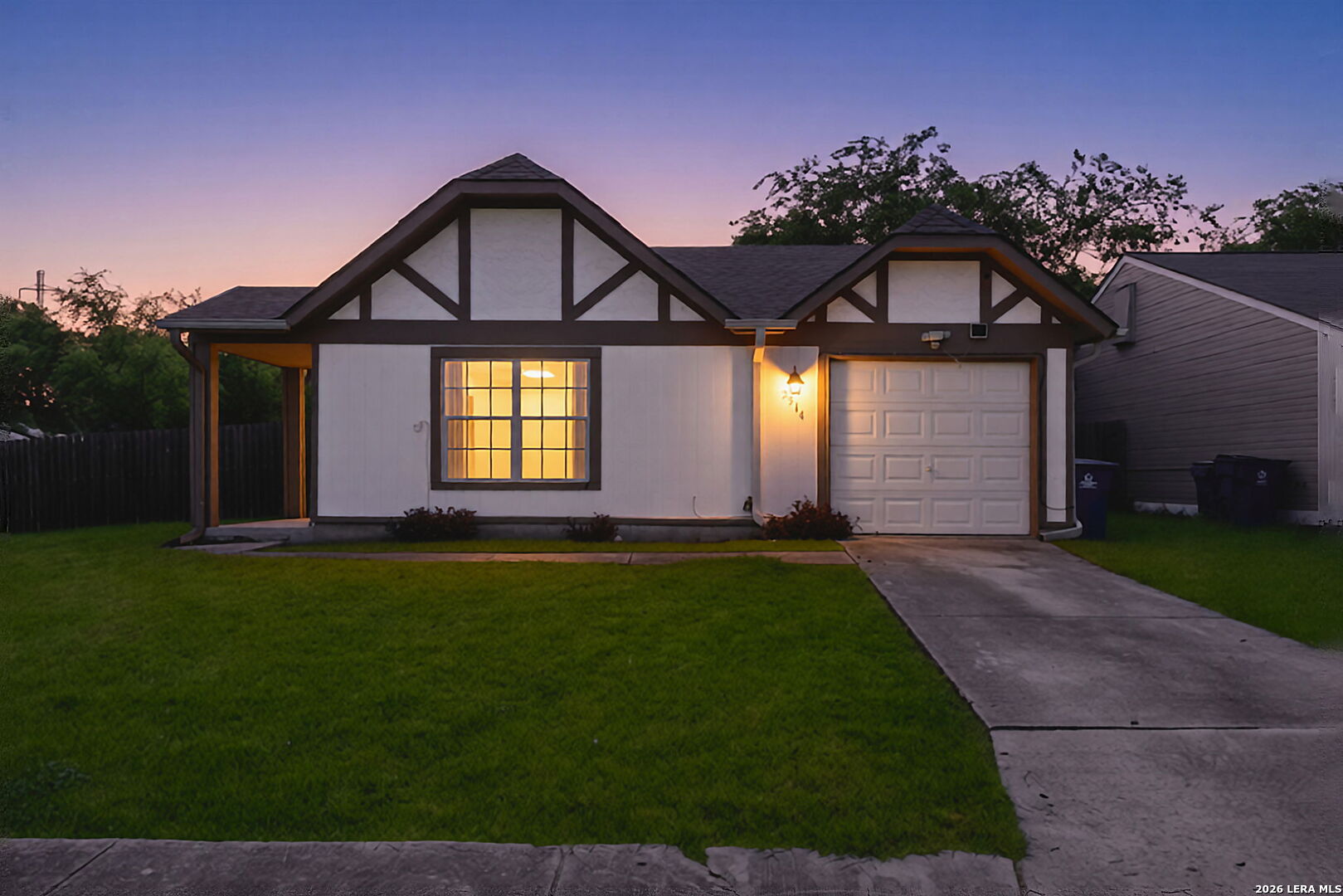 2514 French Sea Dr, Kirby, TX 78219 — photo 1