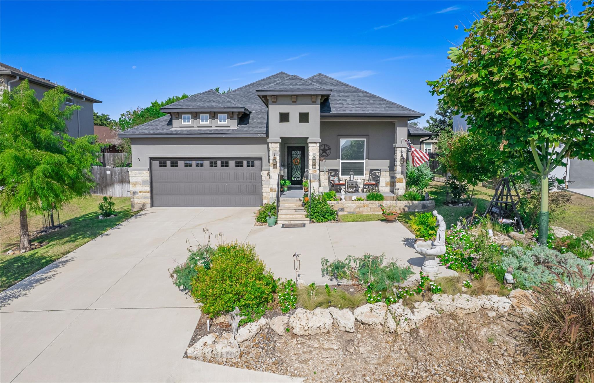 308 Buckhorn Dr, Lago Vista, TX 78645 — photo 1