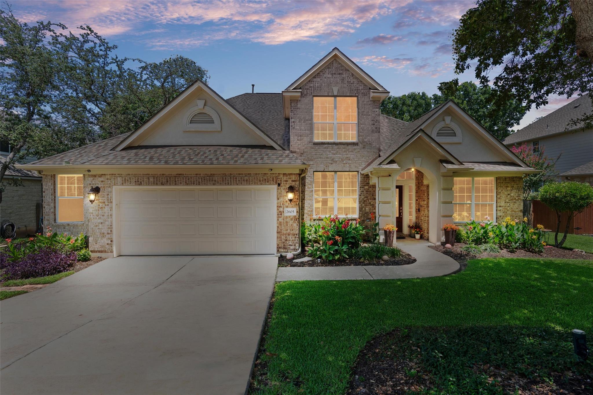2605 Shire Ridge Dr, Austin, TX 78732 — photo 1