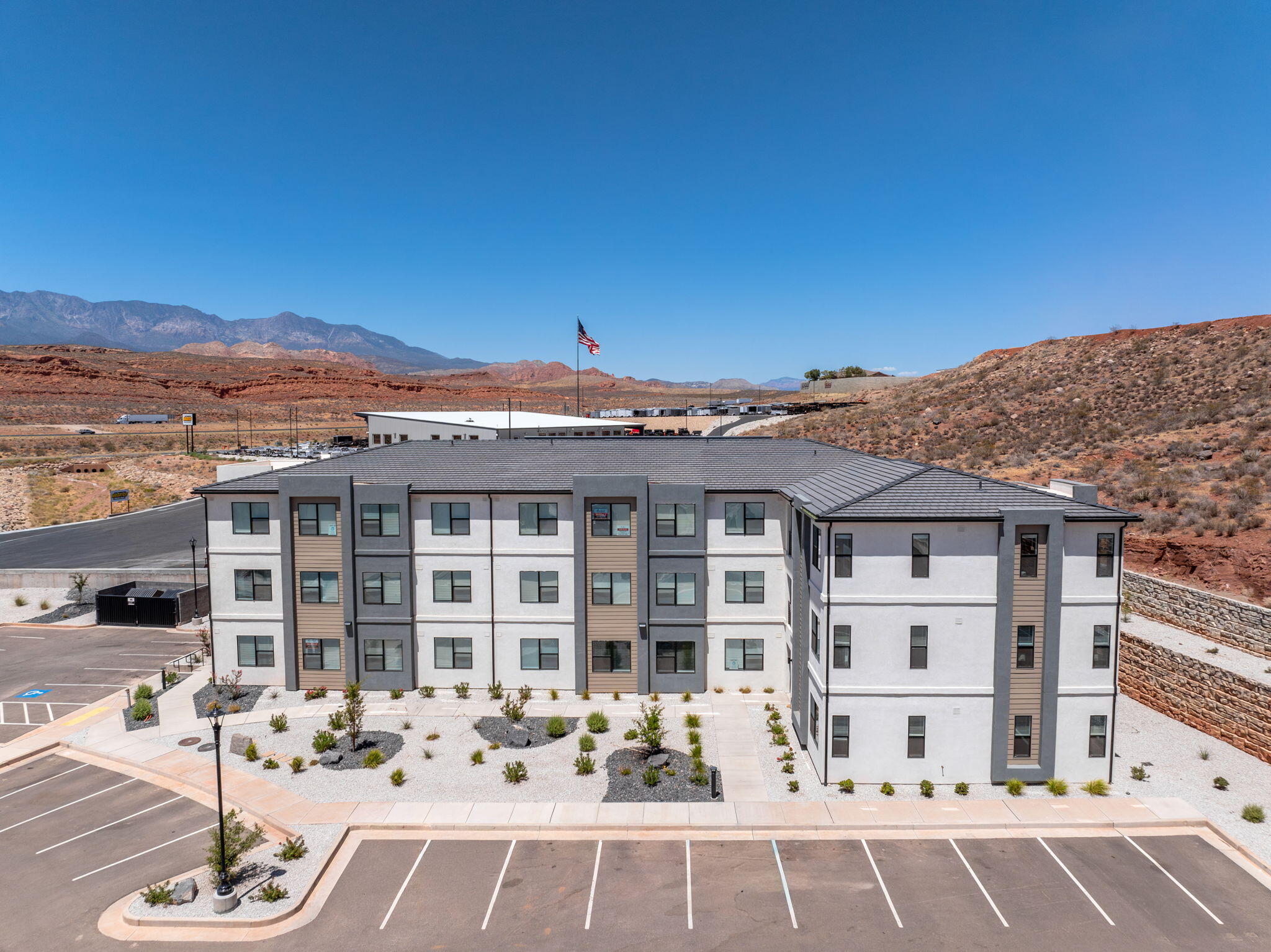 226 N Cliff Side DR L200, Hurricane, UT 84737 — photo 1