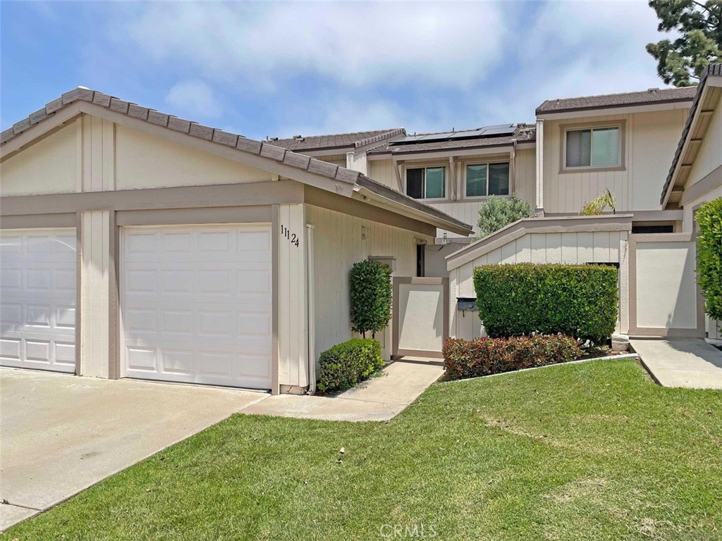 11124 Poblado, San Diego, CA 92127 — photo 1