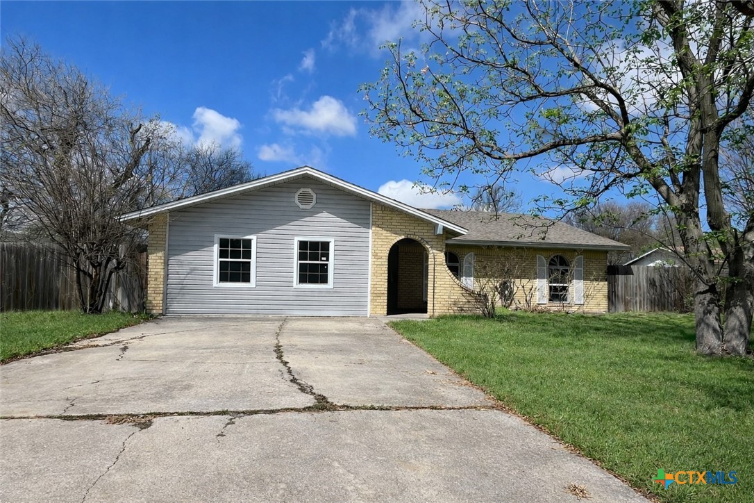 1708 Redwood Drive, Harker Heights, TX 76548 — photo 1