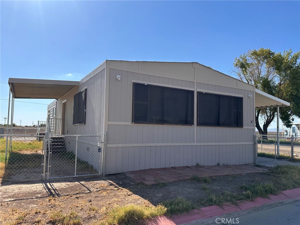 251 S Colorado River Road 47