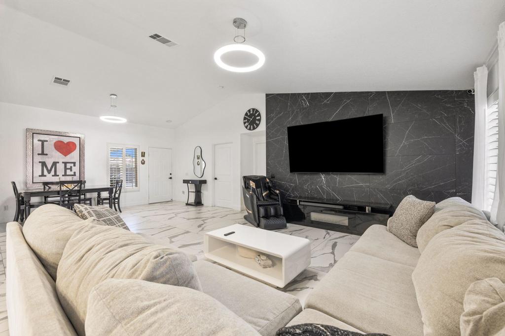 37851 Hollister Drive, Palm Desert, CA 92211 — photo 1