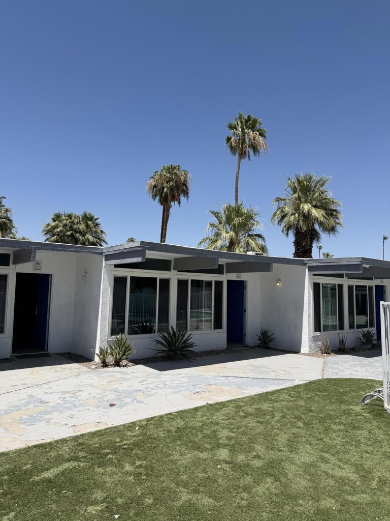 1733 E Amado Road, Palm Springs, CA 92262 — photo 1