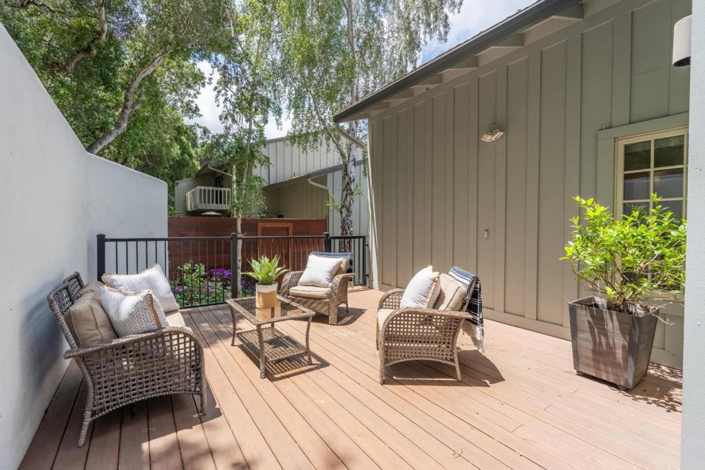 28088 Barn Court, Carmel, CA 93923 — photo 1
