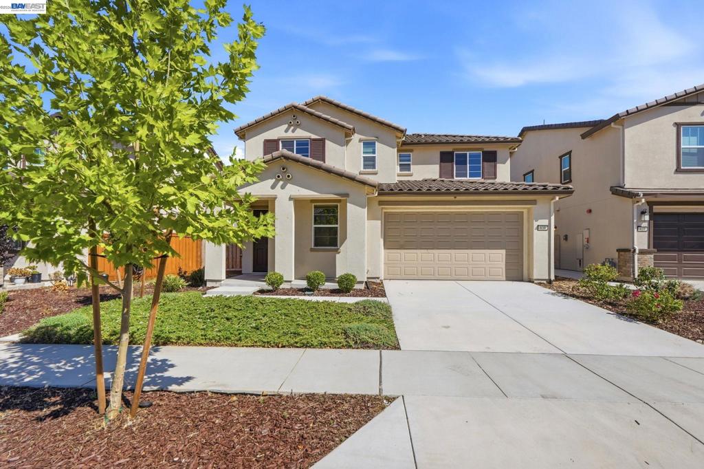 639 Rosedale Way, Lathrop, CA 95330 — photo 1