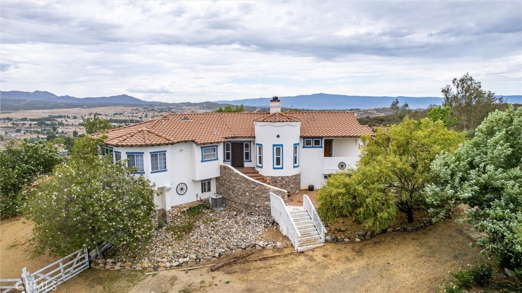 49185 Tomahawk Court