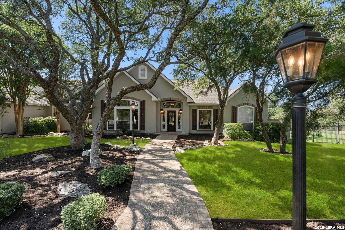 5 REMINGTON CIR, San Antonio, TX 78258 — photo 1