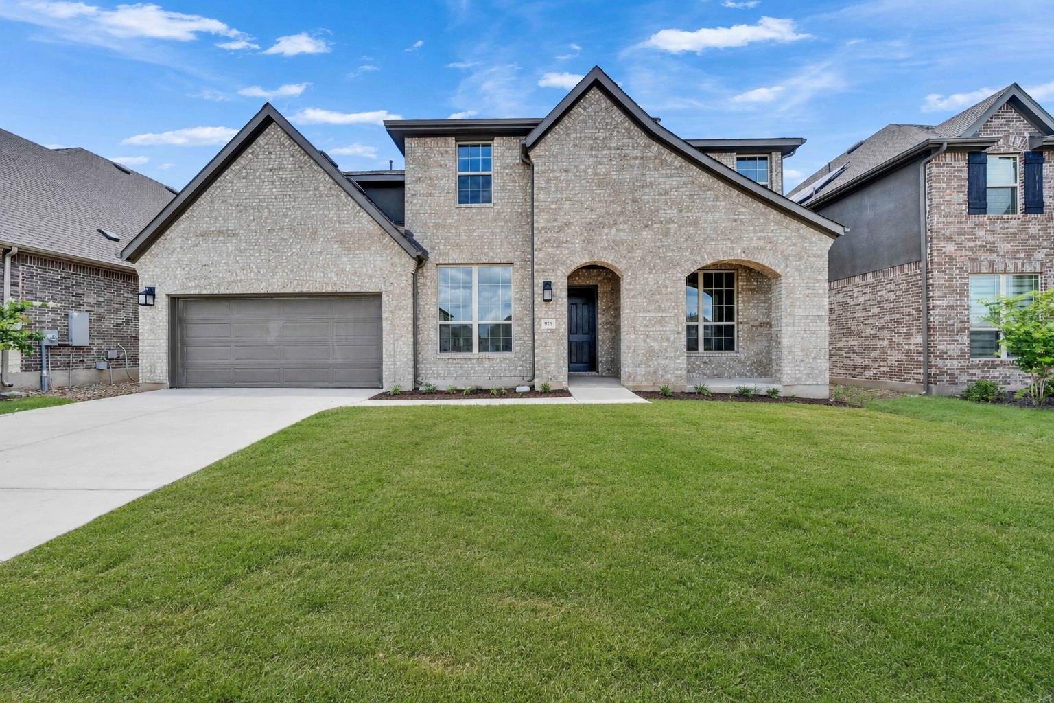 933 Landing, Leander, TX 78641 — photo 1