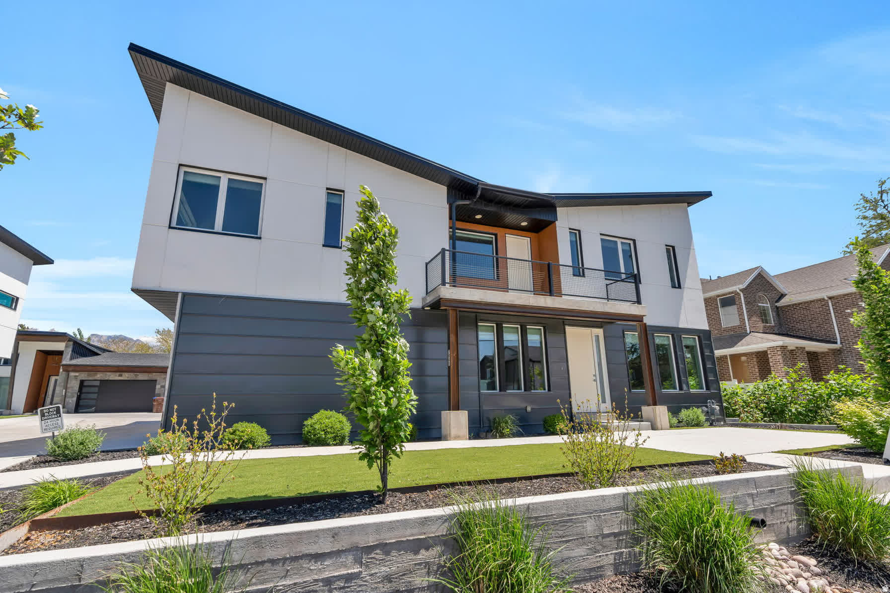 7045 S 300 E, Midvale, UT 84047 — photo 1