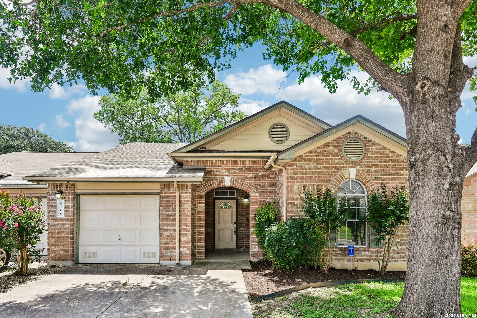 6106 WEXFORD BRK, , 78240 — photo 1