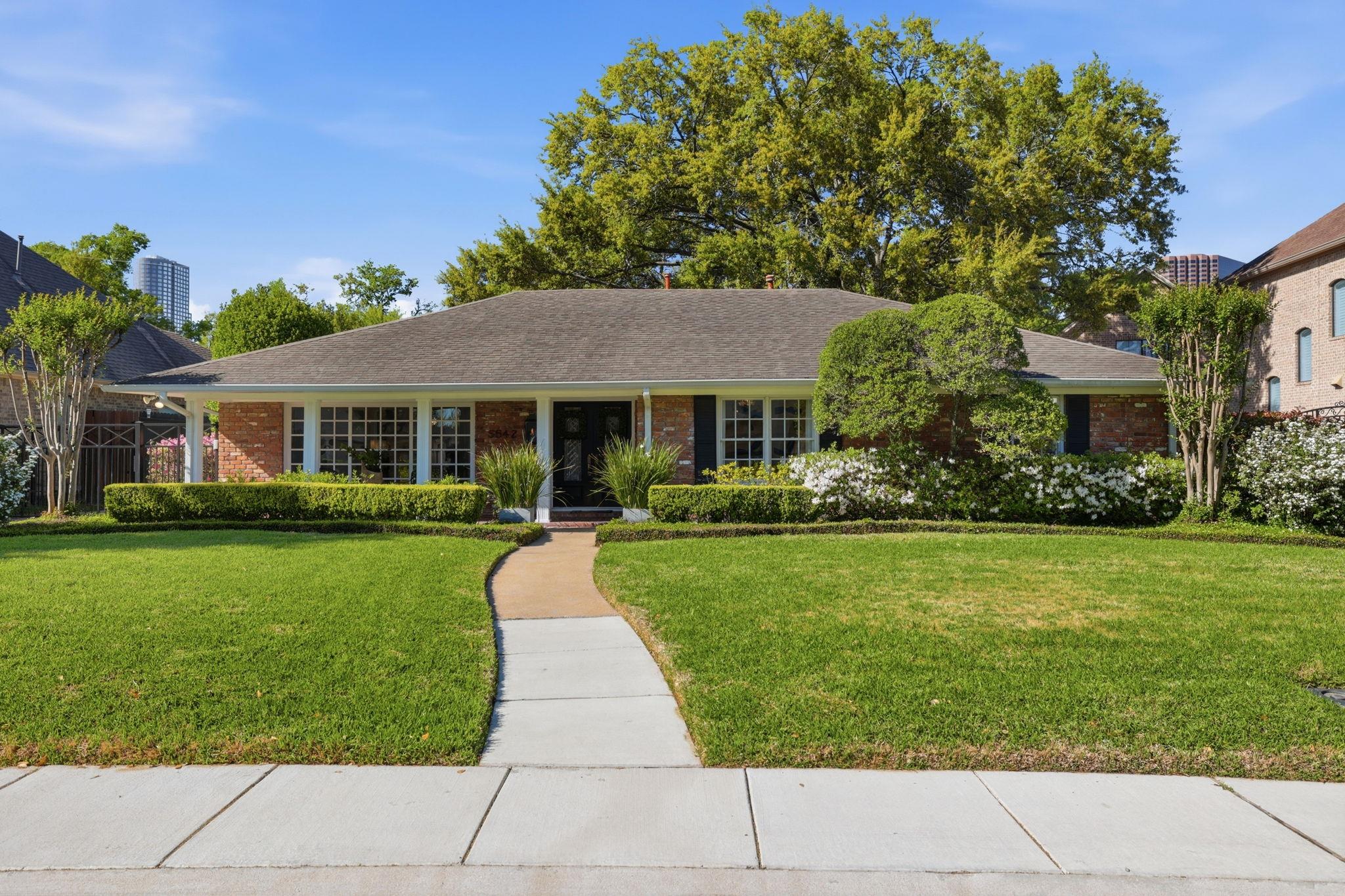 5642 Ella Lee, Houston, TX 77056 — photo 1