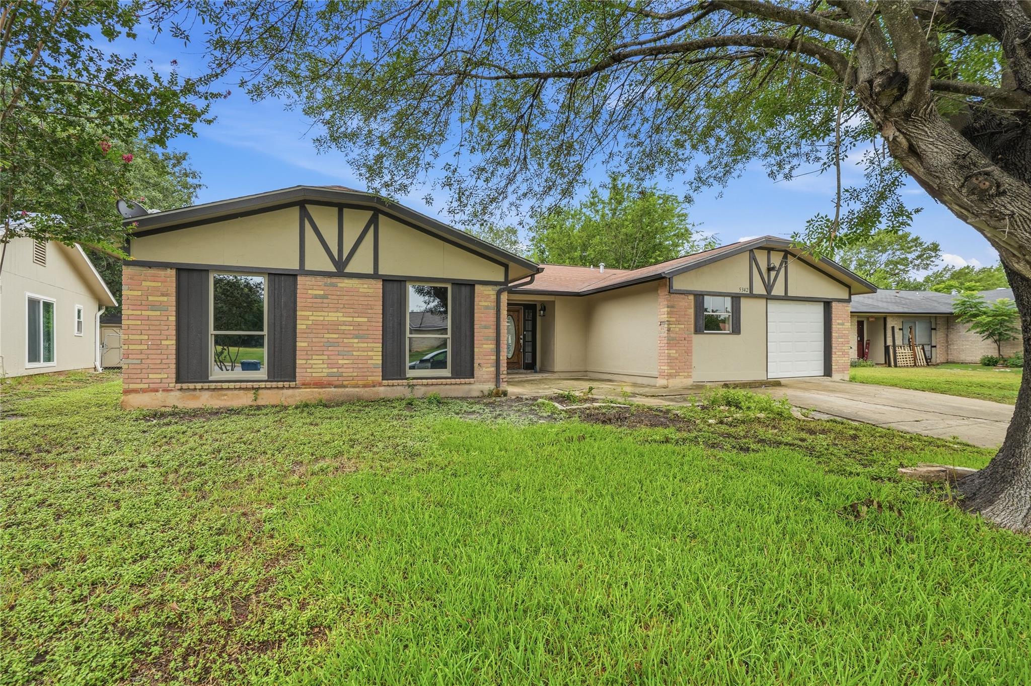 5342 Binz Engleman, San Antonio, TX 78219 — photo 1