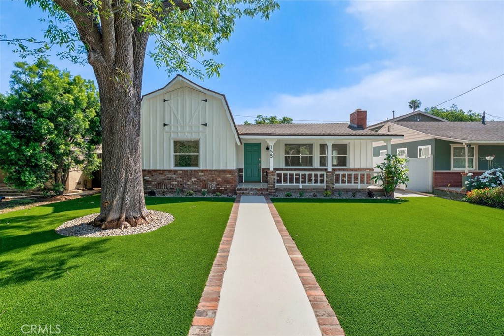 155 Pasadena, Tustin, CA 92780 — photo 1